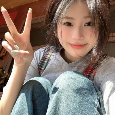 黑夜中的玻璃人偶
